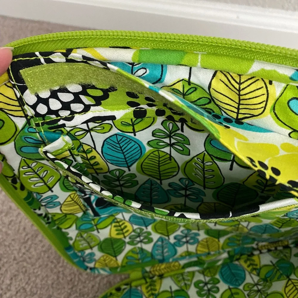 Vera Bradley 17” Laptop Case- Lime’s Up!